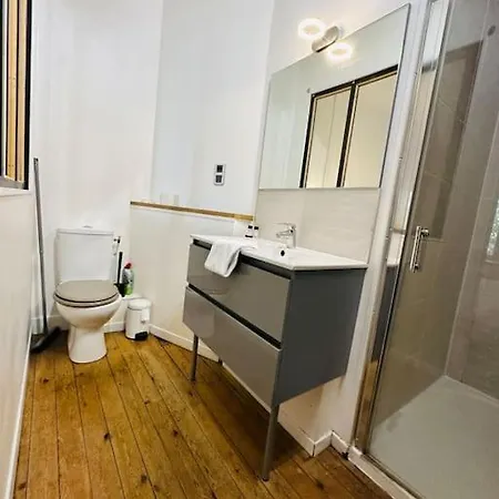 Apartment Standing T2 Near The Train Station And *