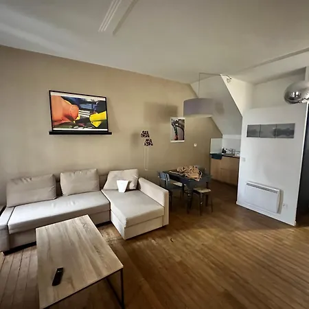 Apartment Standing T2 Near The Train Station And Tours